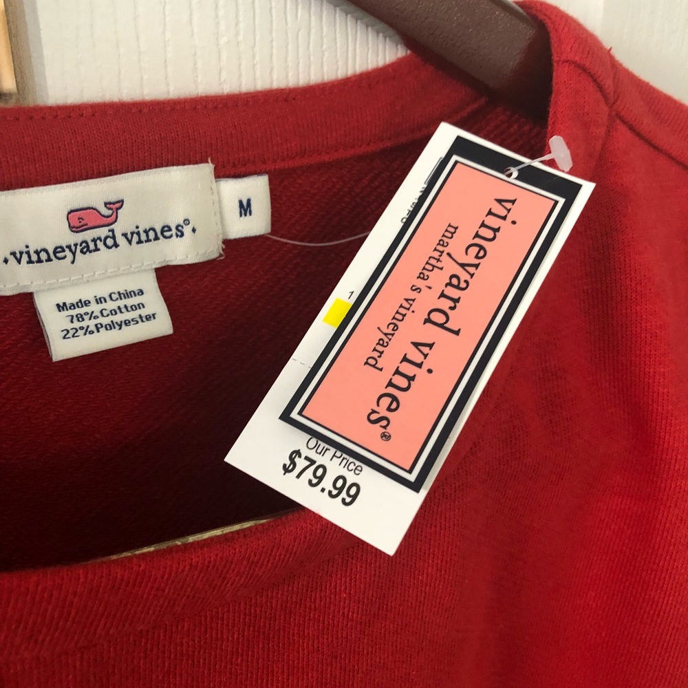 Vineyard vines size M NWT top - Picture 3 of 4